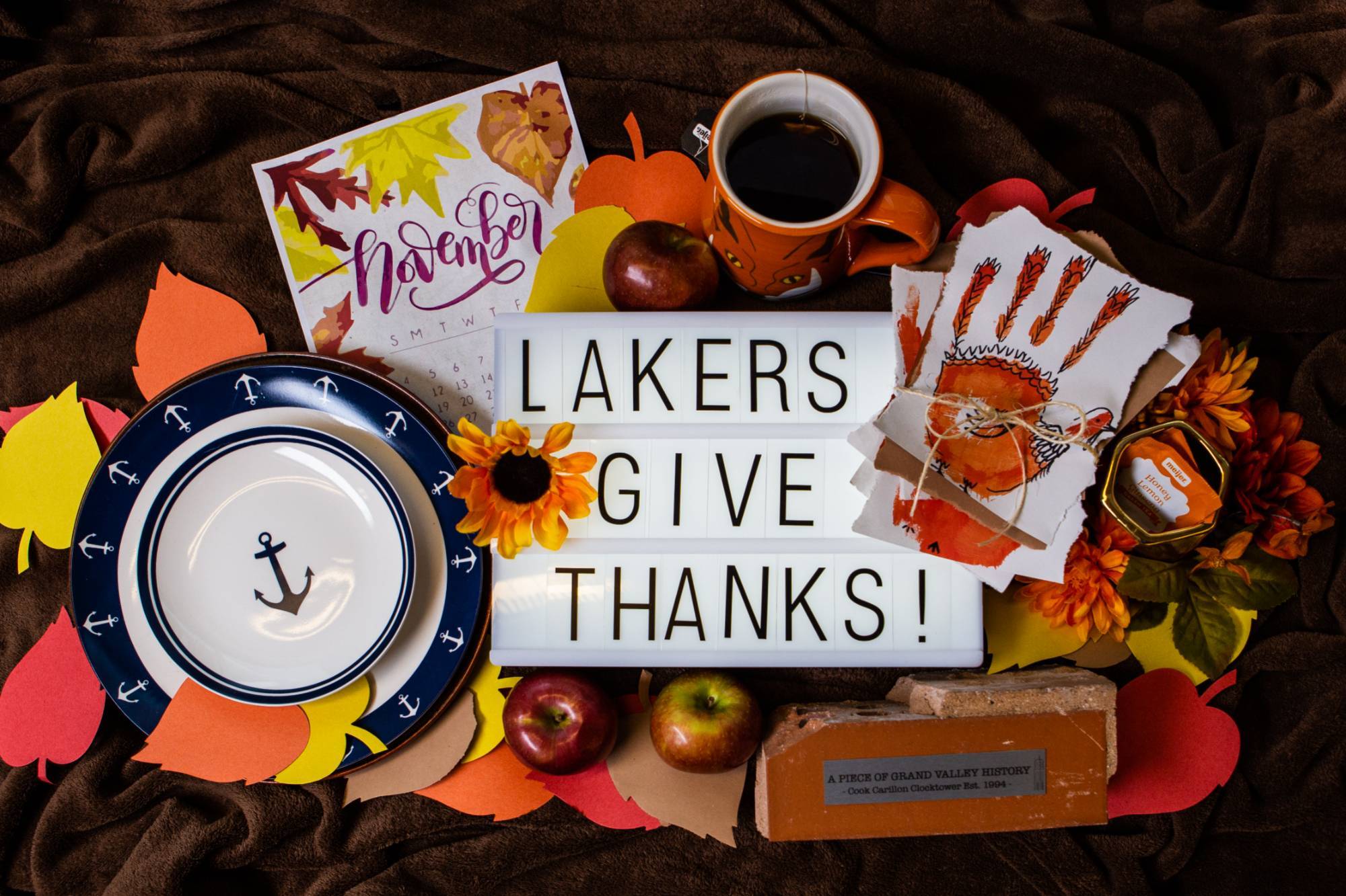 Lakers Give Thanks